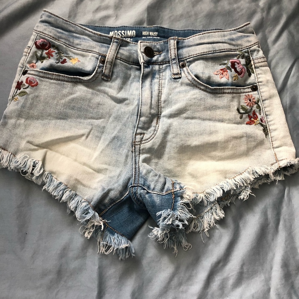 Target embroidered shorts! Offer✨